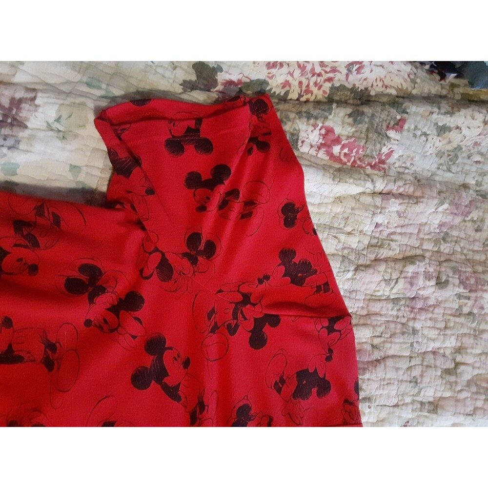 Disney Mickey Mouse graphic 1x T-shirt red Mickey - Picture 13 of 13